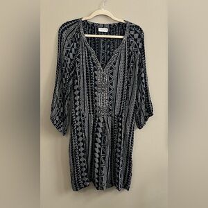 Velvet by Graham & Spencer Vanessa black and white dress size medium